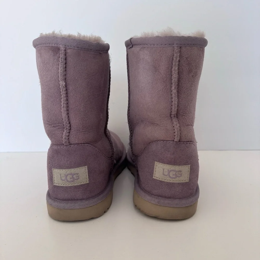 UGG  Classic Short ll Boot Wildflower